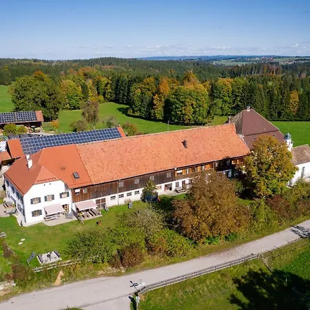 Gut Grasleiten Apartment *