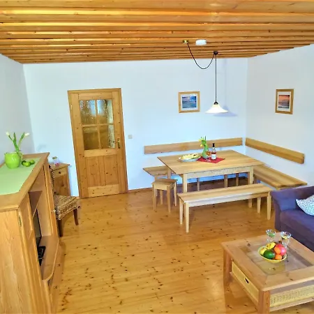 Gut Grasleiten Apartment