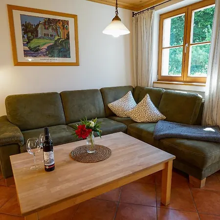 Gut Grasleiten Apartment