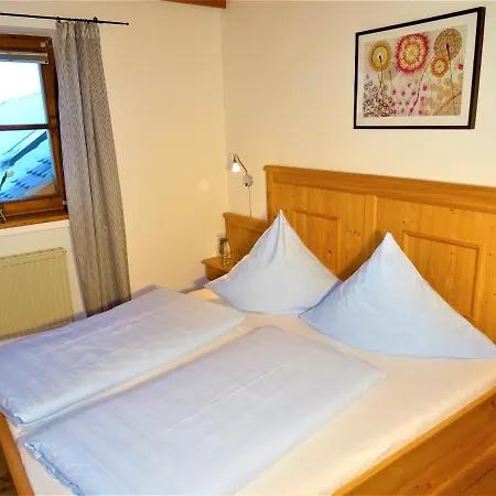Gut Grasleiten Apartment *